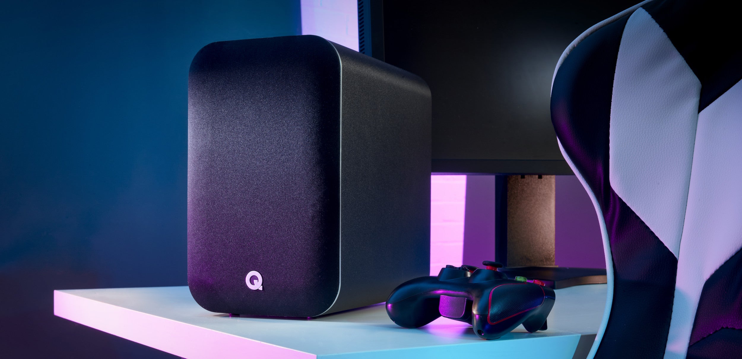 Q Acoustics M20 HD Beyaz aktif hoparlörler ile sürükleyici oyun deneyimi